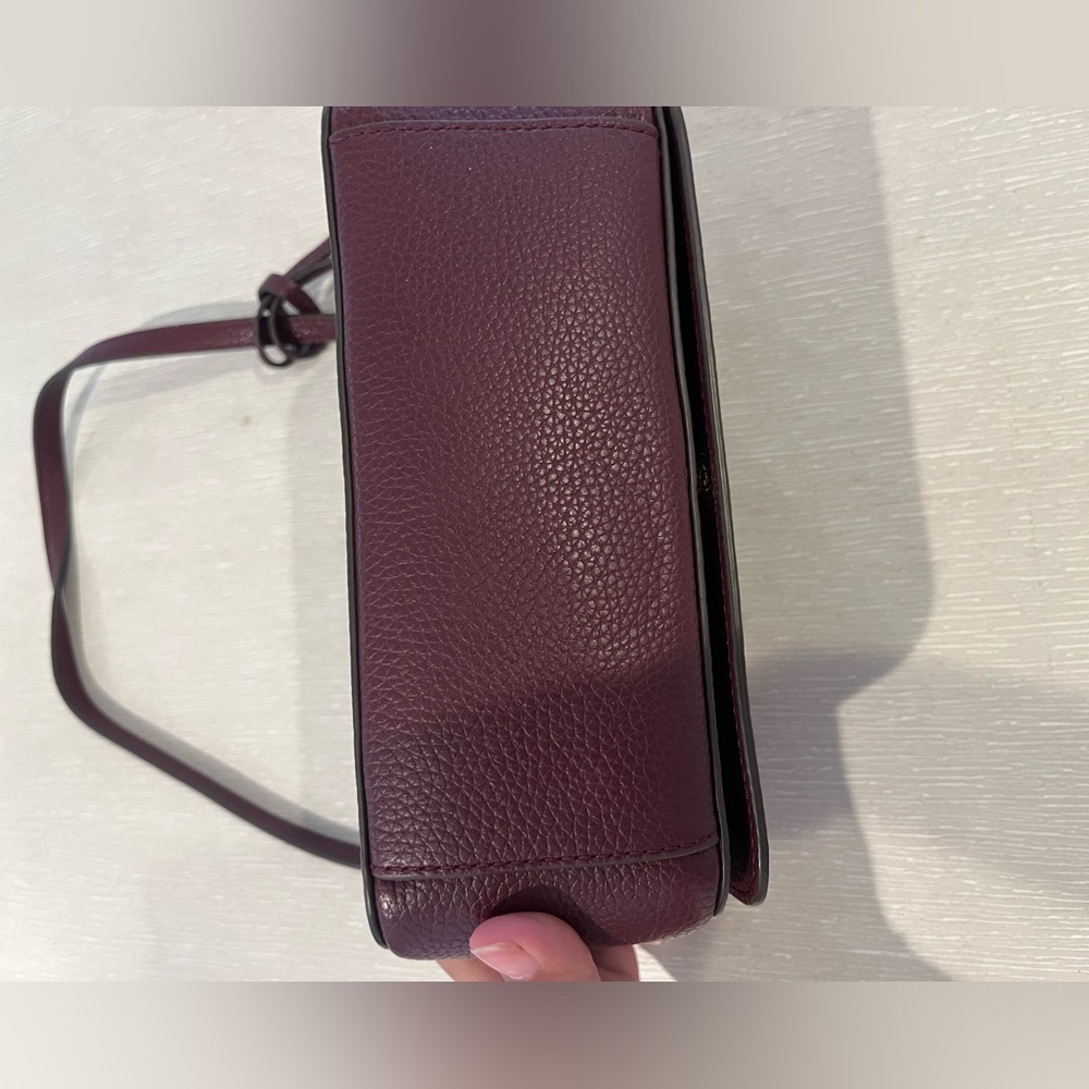 Tory Burch Women’s Purple Crossbody Shoulder Purse - Picture 12 of 12